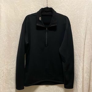 Mountain Hardwear Half Zip Fleece in black.